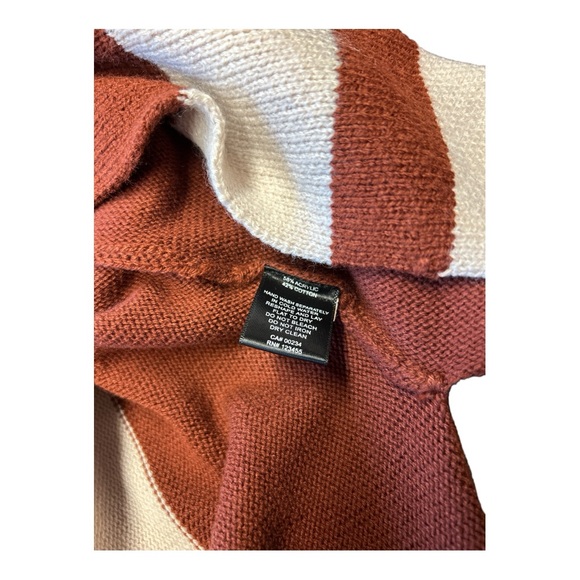 Design Lab Lord & Taylor poncho sweater - Picture 10 of 10